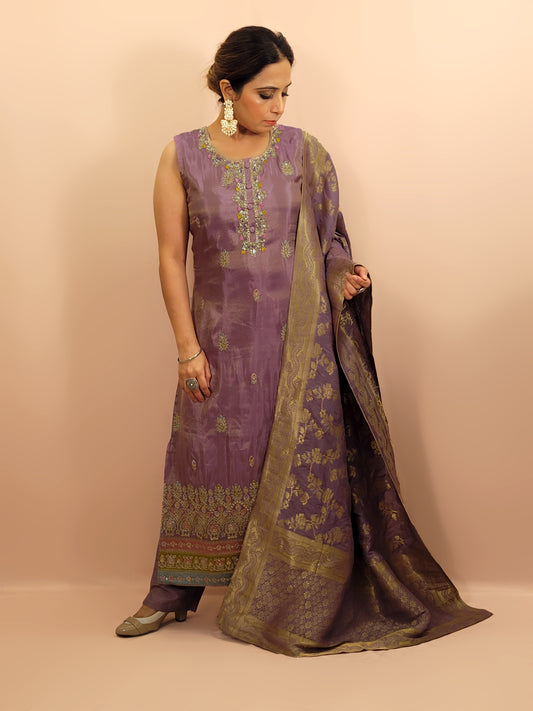 Lavender Straight Suit with Pants and Weave Dupatta.